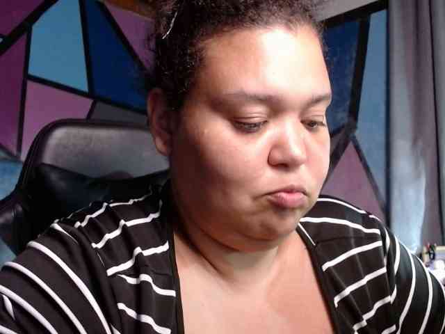 beautifulchubbyqueen webcam