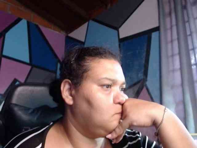 beautifulchubbyqueen webcam