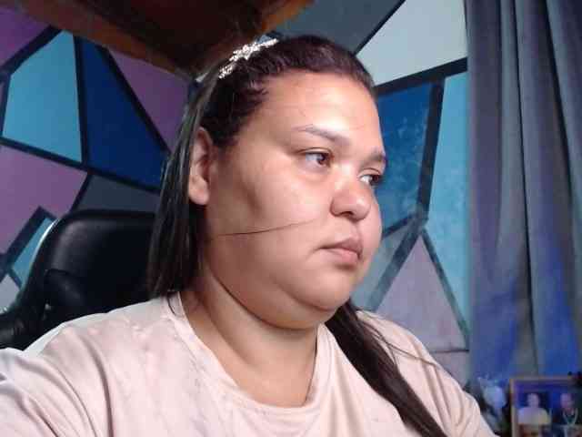 beautifulchubbyqueen webcam
