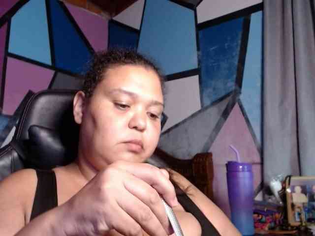 beautifulchubbyqueen webcam