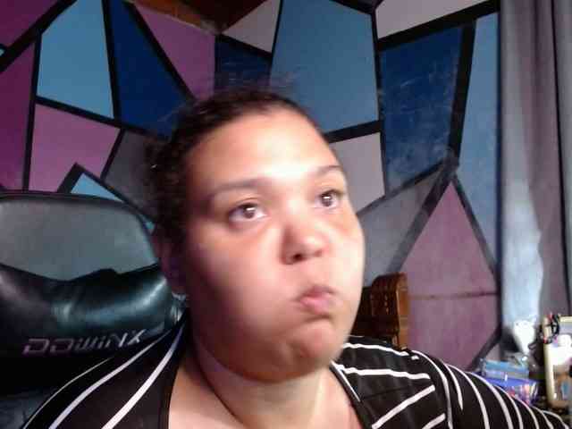 beautifulchubbyqueen webcam