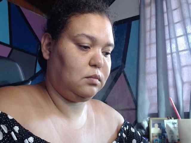 beautifulchubbyqueen webcam