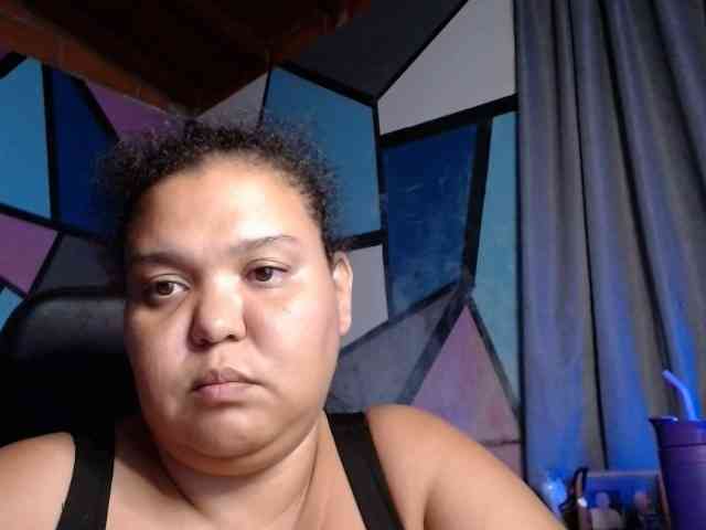 beautifulchubbyqueen webcam
