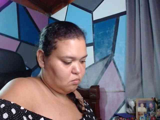 beautifulchubbyqueen webcam