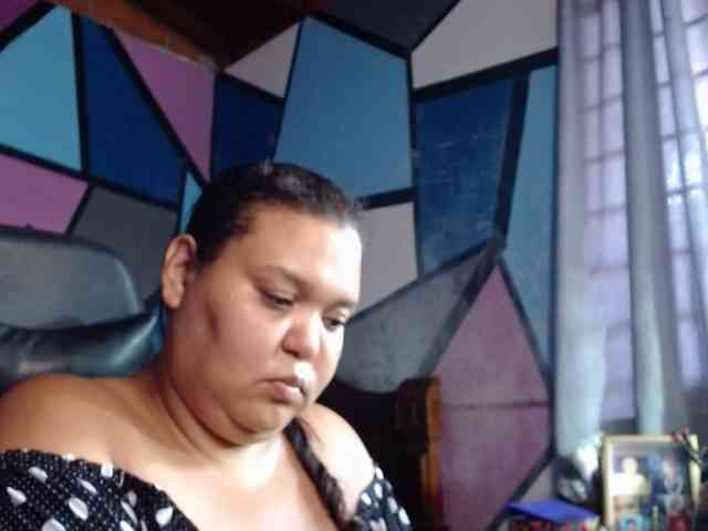 beautifulchubbyqueen webcam