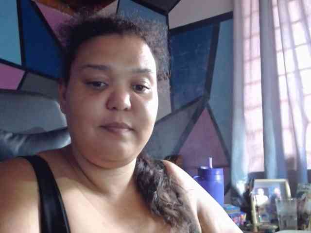 beautifulchubbyqueen webcam