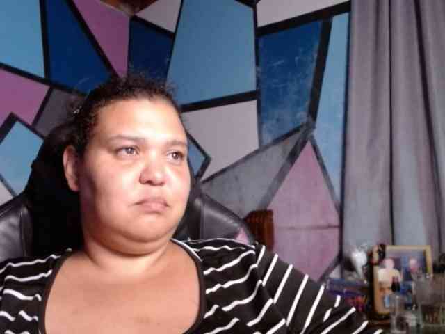 beautifulchubbyqueen webcam