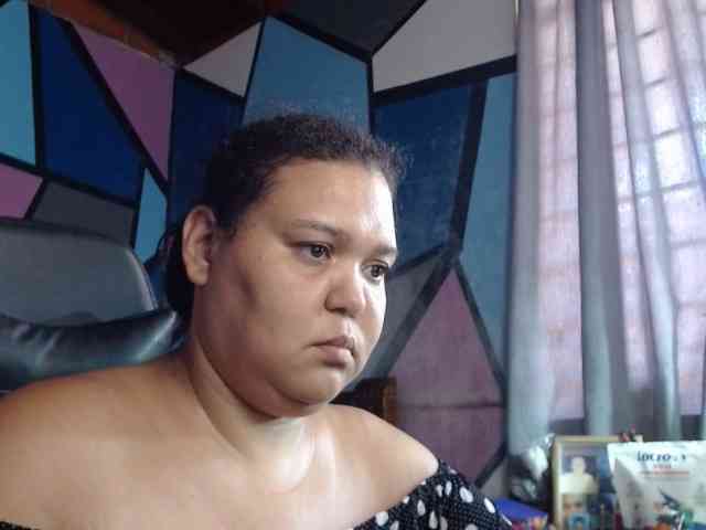 beautifulchubbyqueen webcam