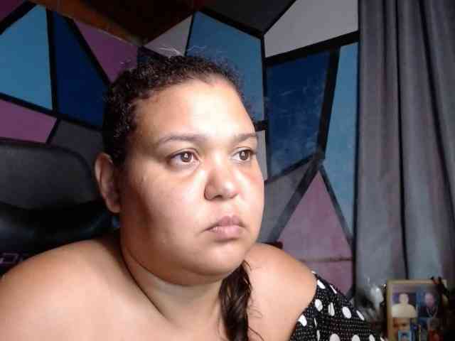 beautifulchubbyqueen webcam