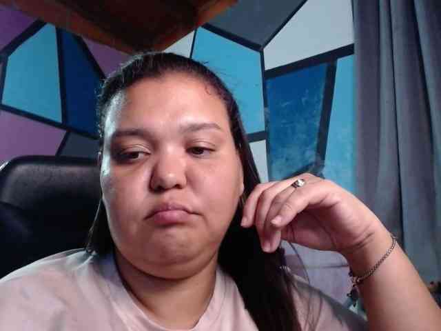 beautifulchubbyqueen webcam