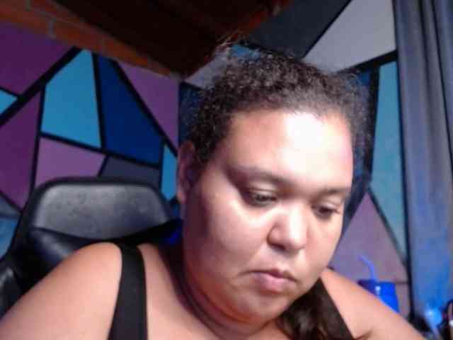 beautifulchubbyqueen webcam