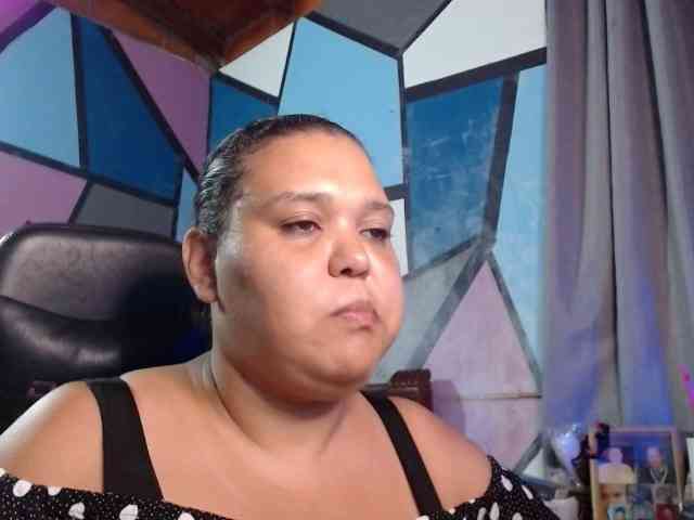 beautifulchubbyqueen webcam