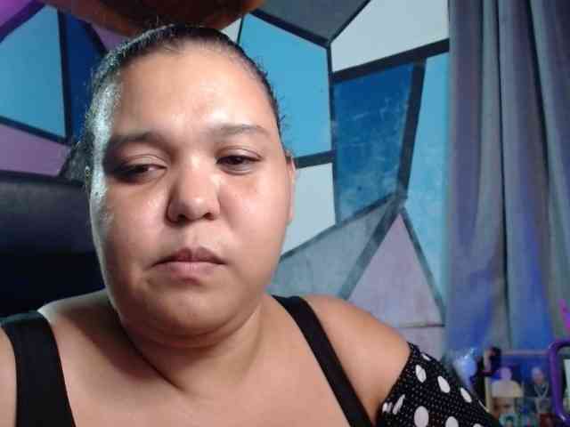 beautifulchubbyqueen webcam