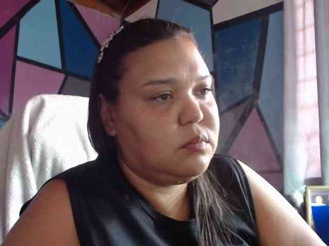 beautifulchubbyqueen webcam