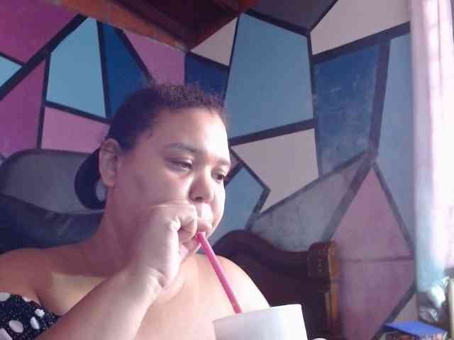 beautifulchubbyqueen webcam