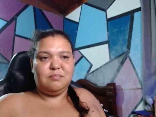 beautifulchubbyqueen webcam