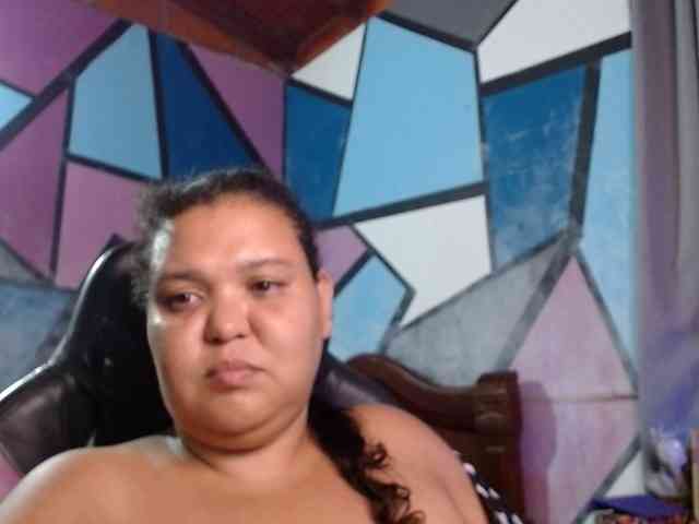 beautifulchubbyqueen webcam