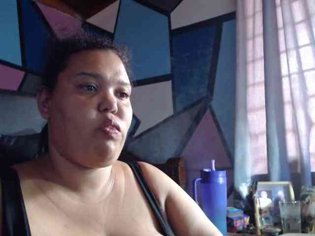 beautifulchubbyqueen webcam