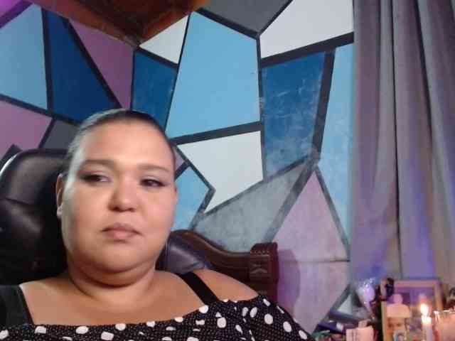 beautifulchubbyqueen webcam