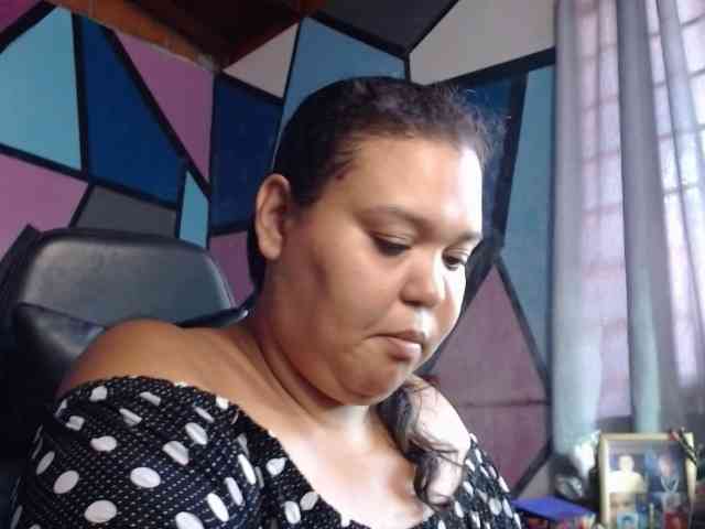 beautifulchubbyqueen webcam