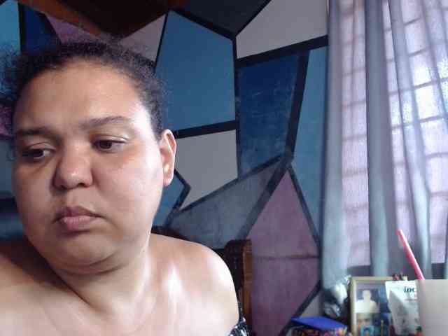 beautifulchubbyqueen webcam