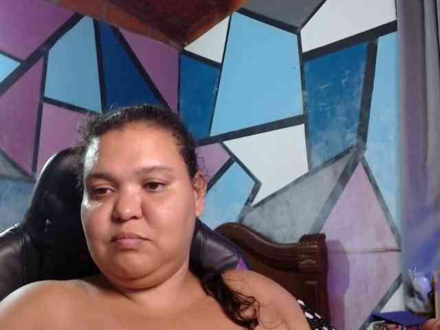 beautifulchubbyqueen webcam