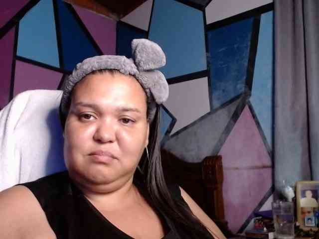 beautifulchubbyqueen webcam