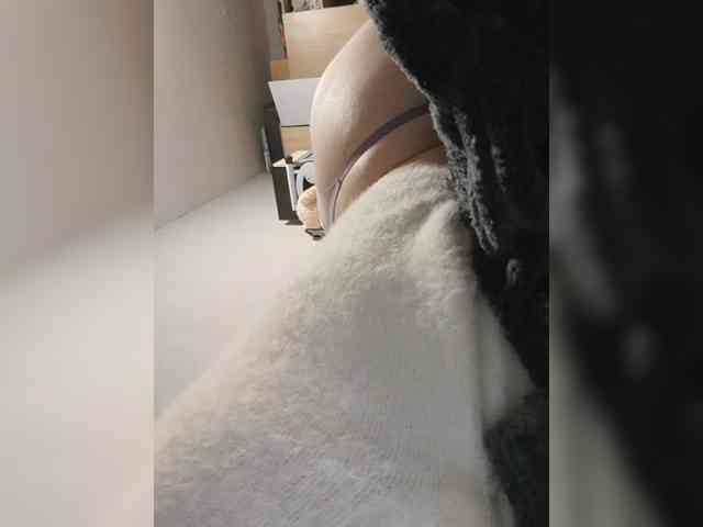 Moonlitmiragea webcam