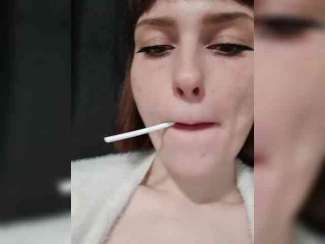 Moonlitmiragea webcam