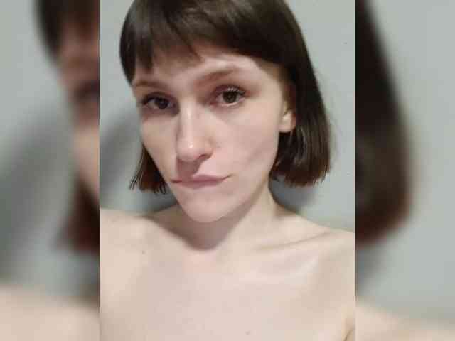 Moonlitmiragea webcam