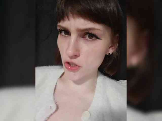 Moonlitmiragea webcam
