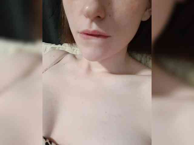 Moonlitmiragea webcam