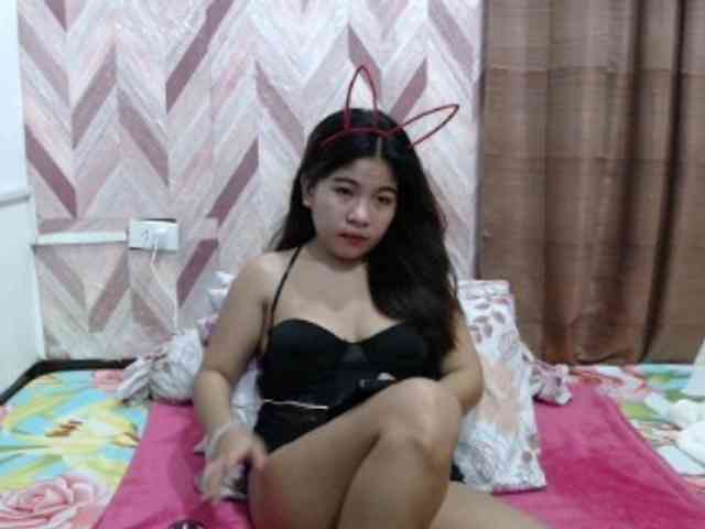 Kira-Rosse201 webcam