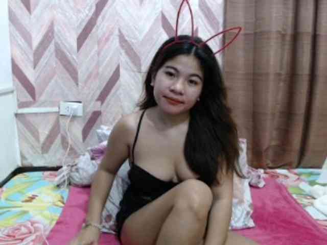 Kira-Rosse201 webcam