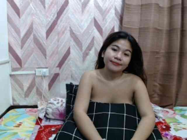 Kira-Rosse201 webcam