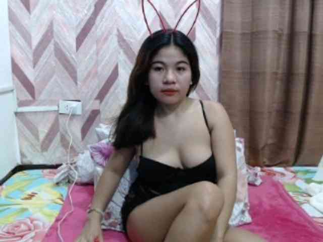 Kira-Rosse201 webcam