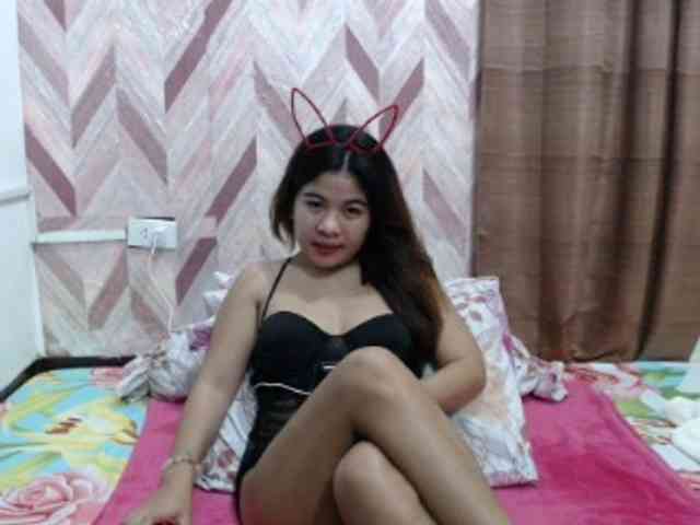 Kira-Rosse201 webcam