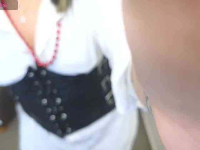 Sharlotte-Milk webcam