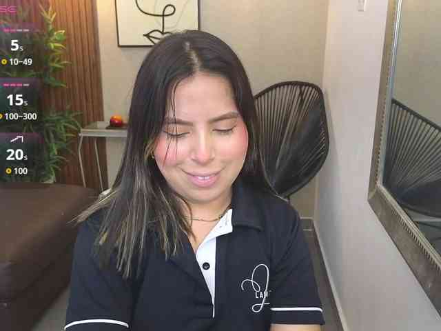 Sharlotte-Milk webcam