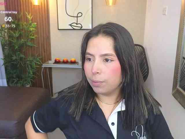 Sharlotte-Milk webcam