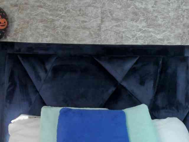 Lily-Woodz webcam