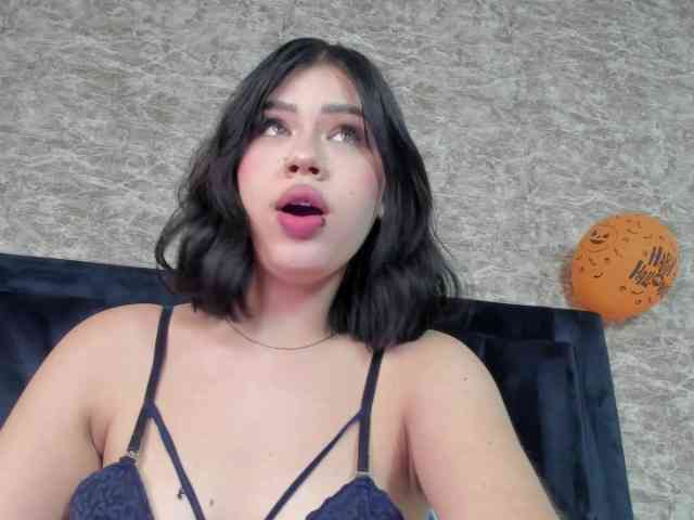 Lily-Woodz webcam