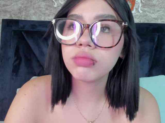 Lily-Woodz webcam