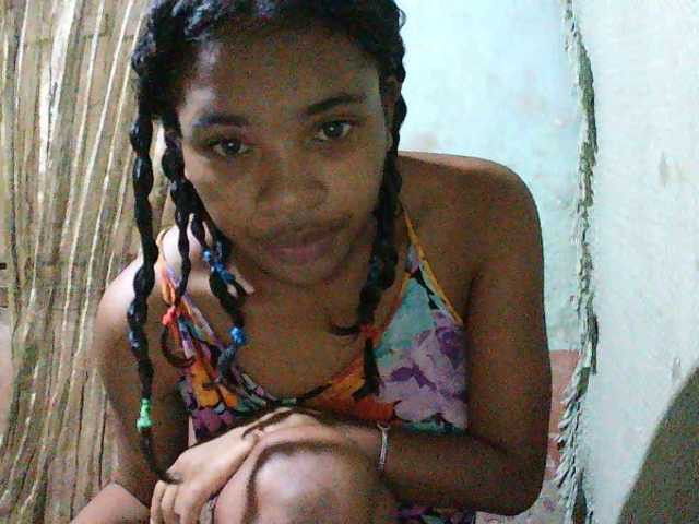 TriciaBella Live Cam on BongaCams