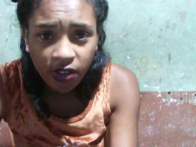 TriciaBella webcam
