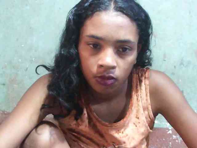 TriciaBella webcam