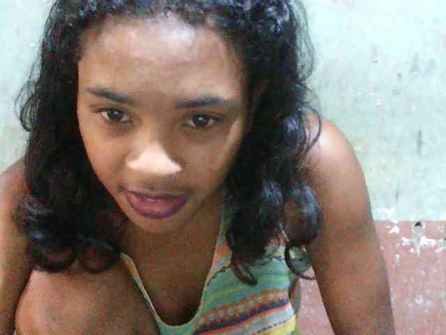 TriciaBella webcam