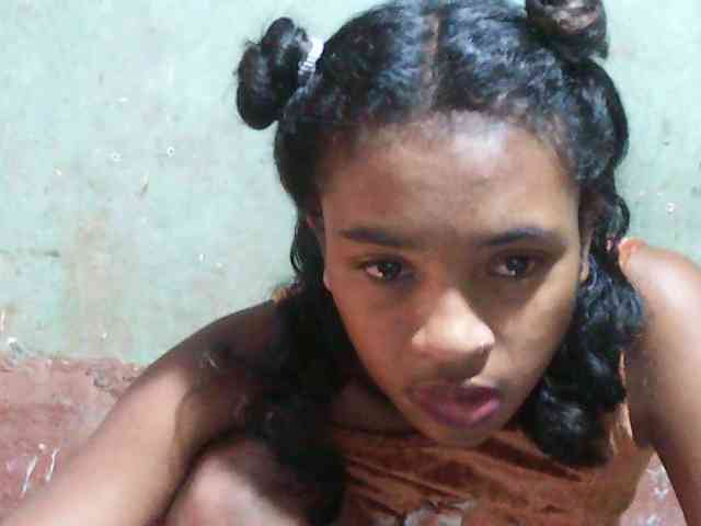 TriciaBella webcam