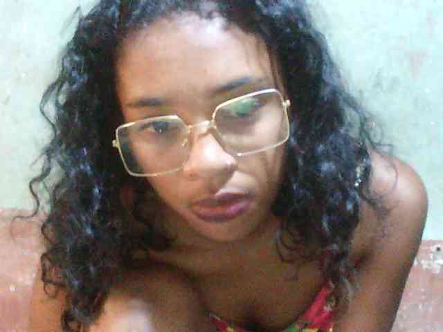 TriciaBella webcam