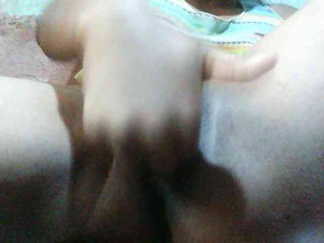 TriciaBella webcam